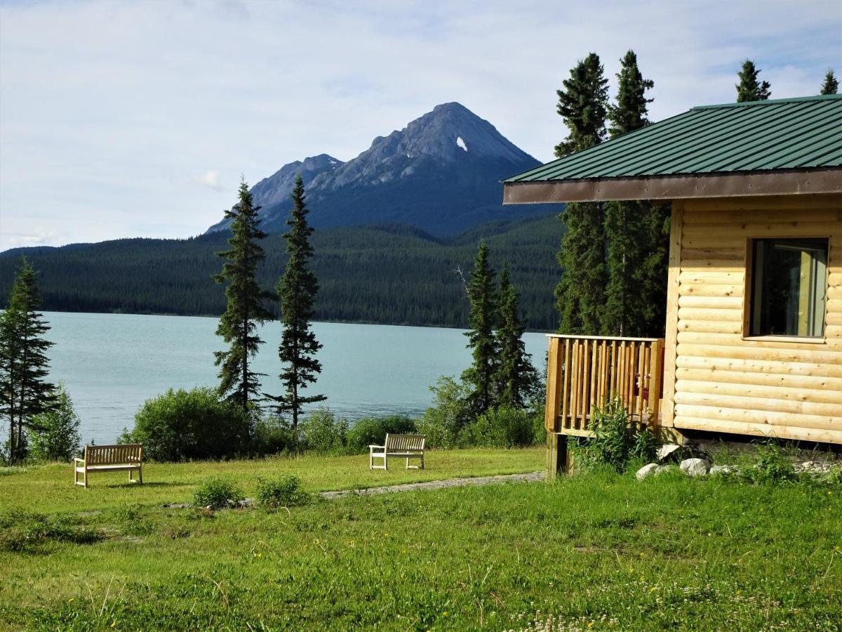Southern Lakes Resort Tagish Exterior foto
